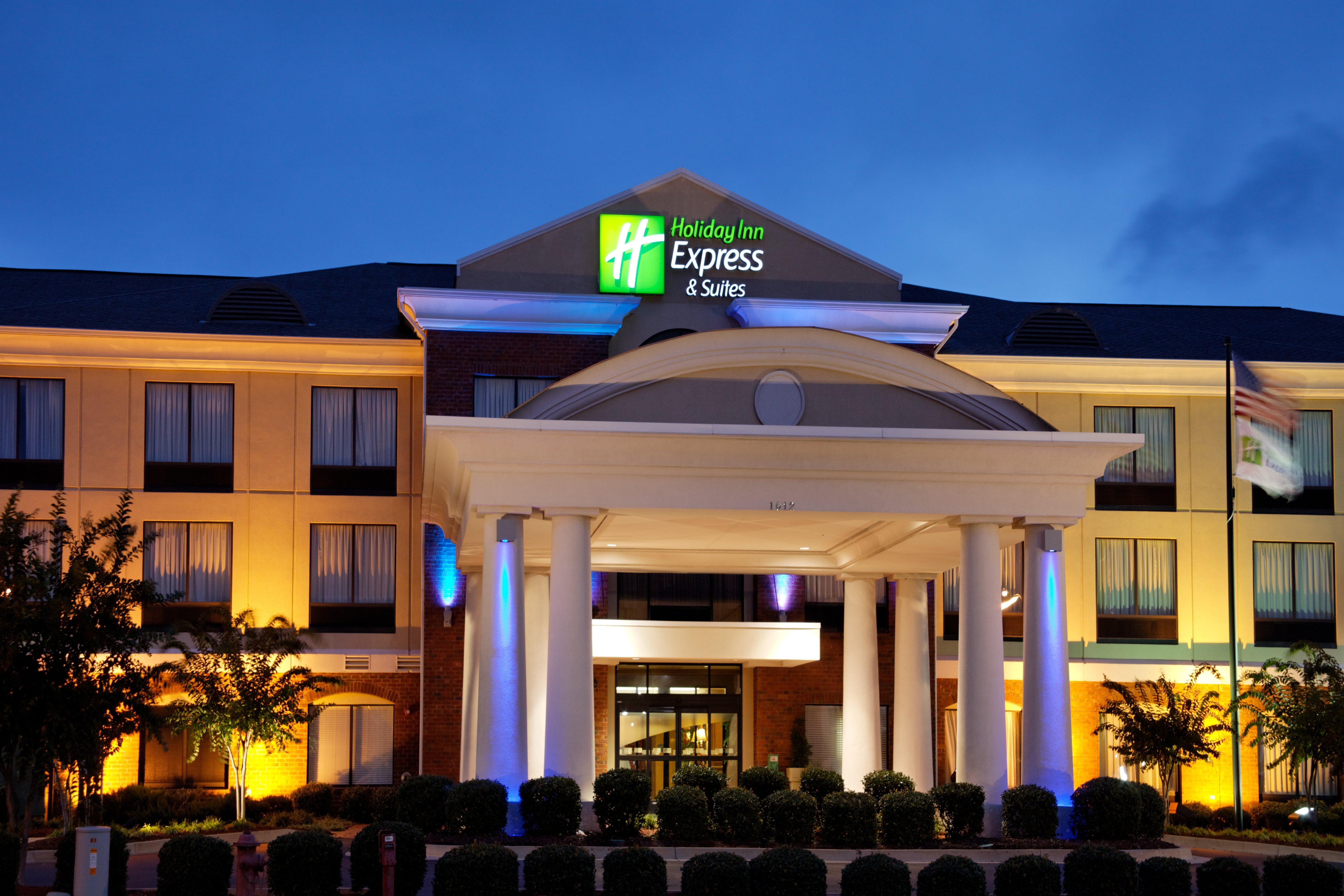 Holiday Inn Express & Suites Tupelo, An Ihg Hotel Exterior photo